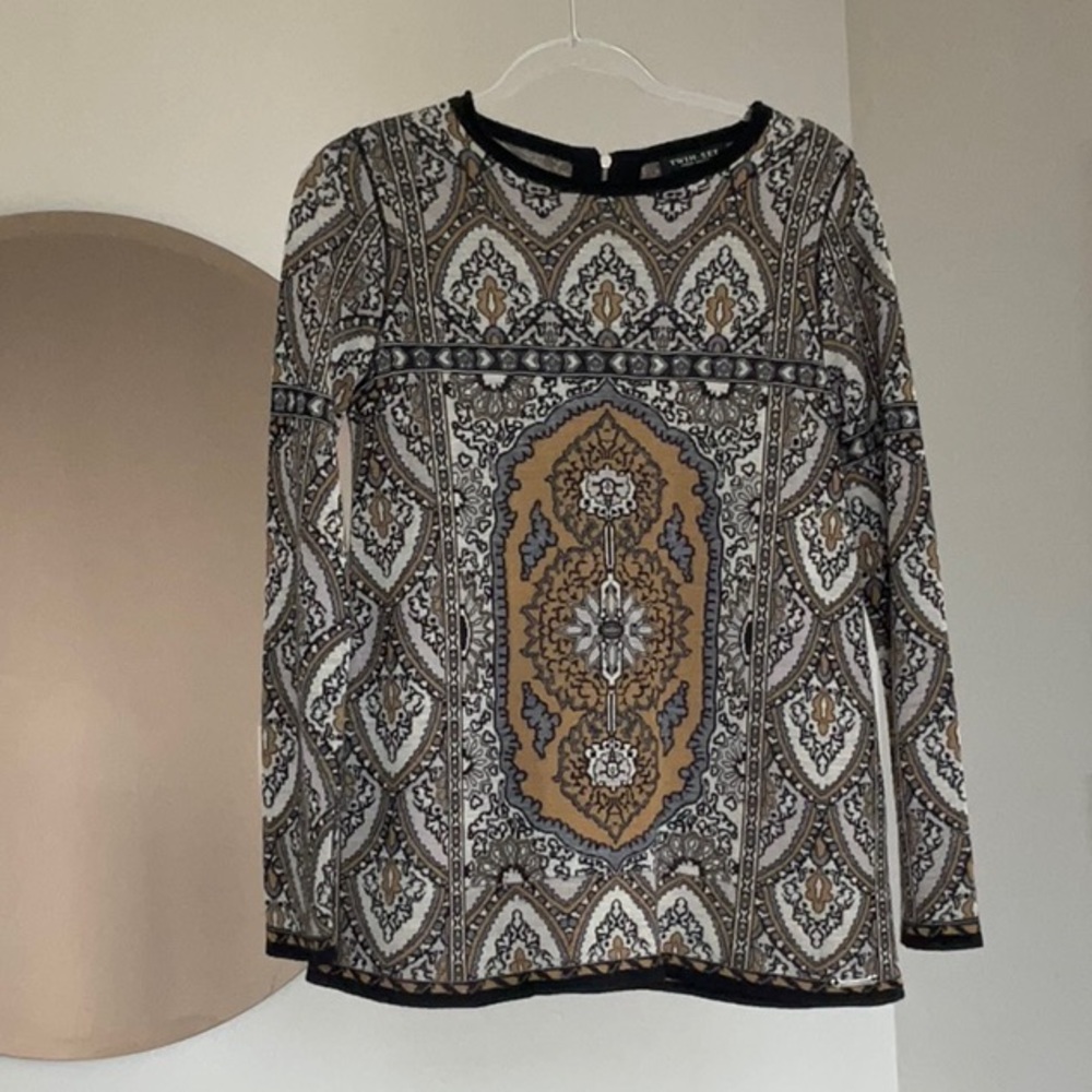Patterned Long Sleeve Top Twin SET ITALIAN DESIGNER FROM CAPRI